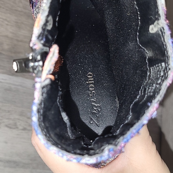 ZigiSoho Womens 7 Nydia Floral Tapestry Side Zip Ankle Bootie Metallic Colorful - Picture 6 of 9